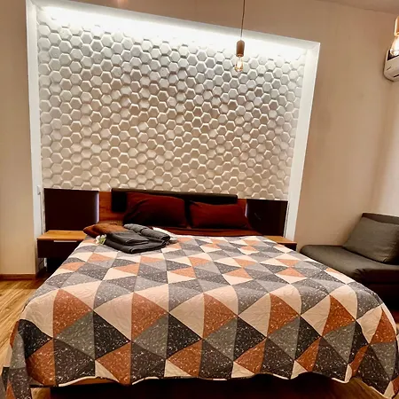 In Center Korzenko Steet Of Apartman